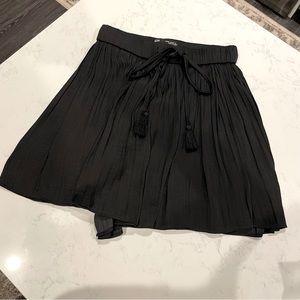 Zara Black Pleated Shorts